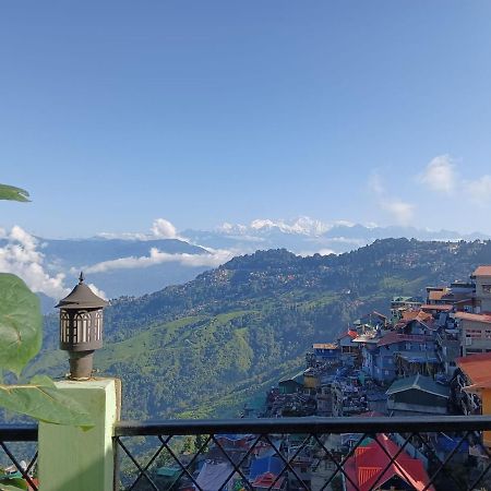 Dew Drops Guest House Darjeeling  Ngoại thất bức ảnh