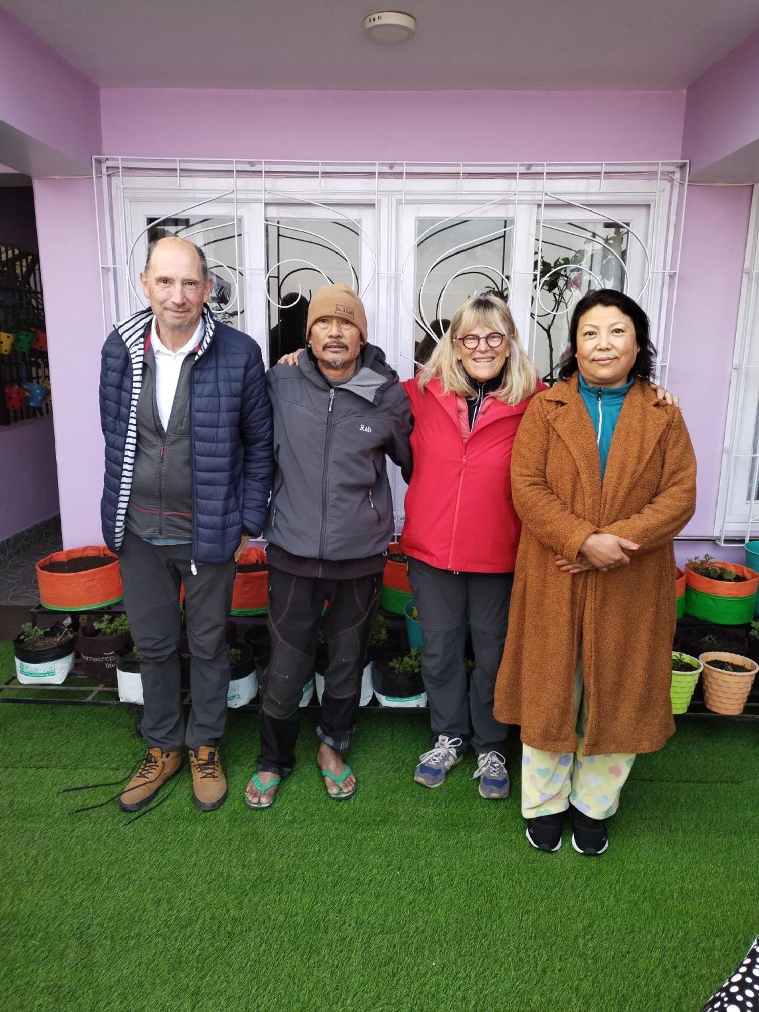 Dew Drops Guest House Darjeeling  Ngoại thất bức ảnh
