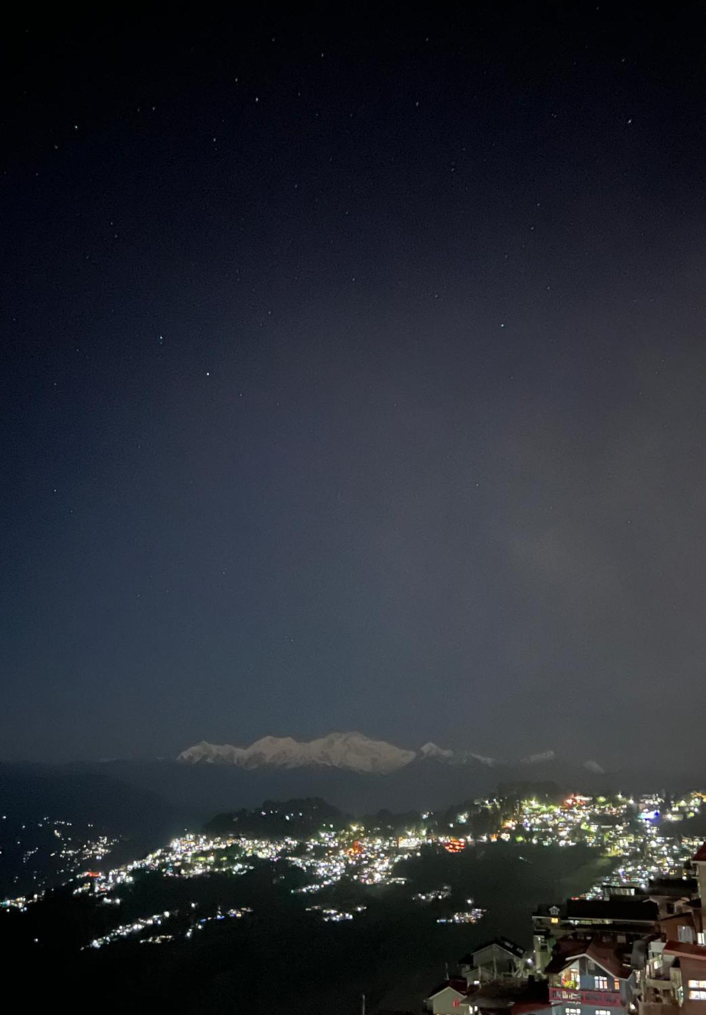 Dew Drops Guest House Darjeeling  Ngoại thất bức ảnh